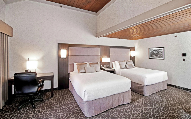 Best Western Plus Banff International Lodge