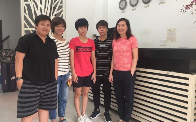 Khue My Hotel
