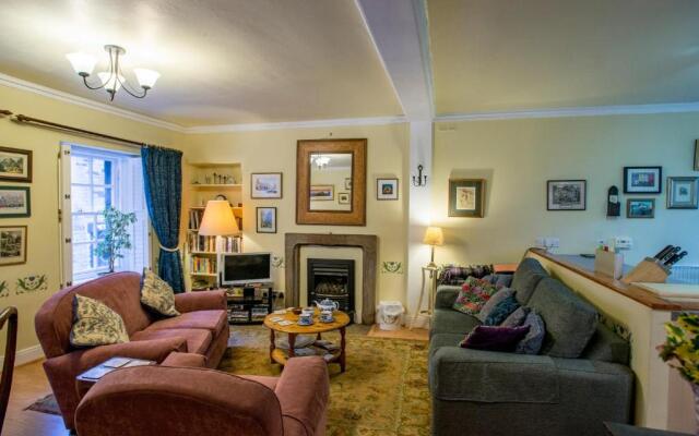 Candlemaker Old Town 500m From Edinburgh Castle