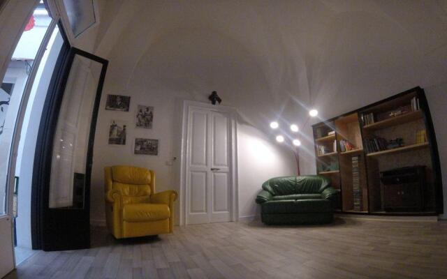 Urban Oasis Hostel