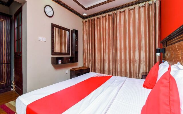 OYO 154 Blue Diamond Hotel