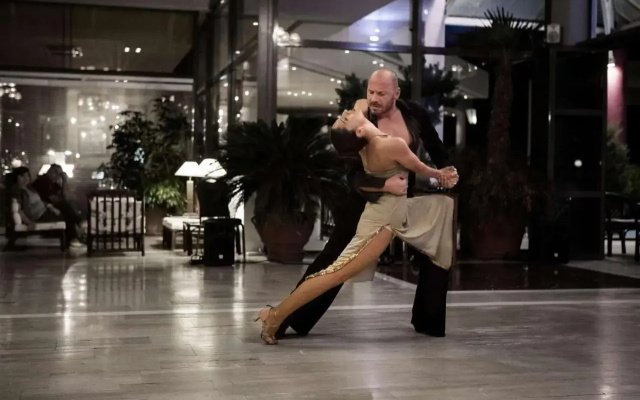 Dionysos Hotel