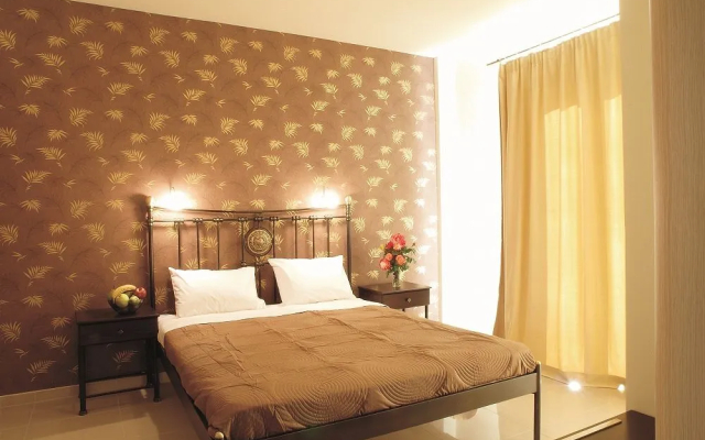 Niriides Beach Hotel