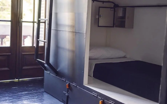 Holy Hostel Boutique