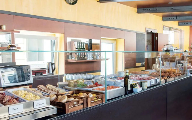 B&B HOTEL Imperia Rossini al Teatro