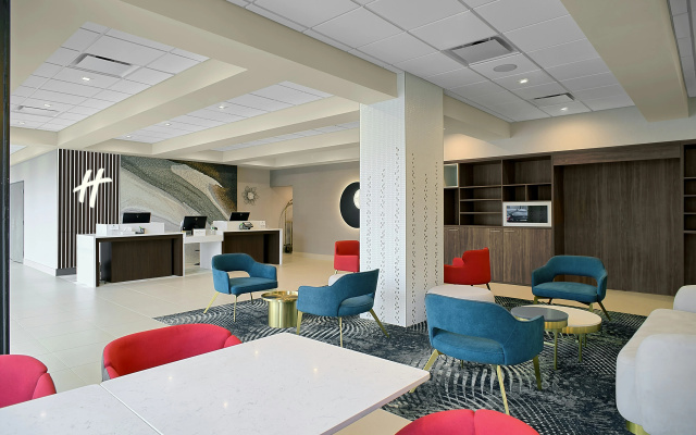 Holiday Inn & Suites Chicago - Downtown by IHG - Image 2