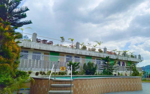 26 GARDEN Deck with a VIEW