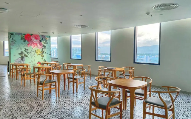 Cam Ranh Nha Trang Seaview Condotel