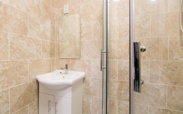 Belvilla Ilford Hill Hotel London