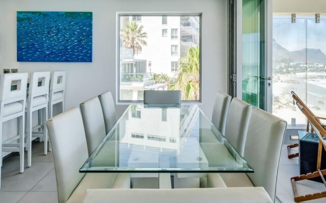 Clifton Apartment on the Waters Edge Ocean Breeze