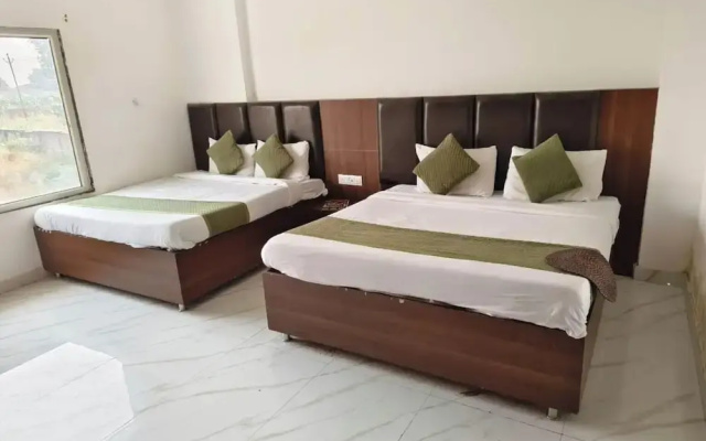 Hotel Bhoomi Palace & Restaurant