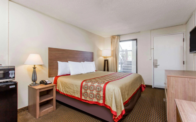 Days Inn by Wyndham Norfolk Airport
