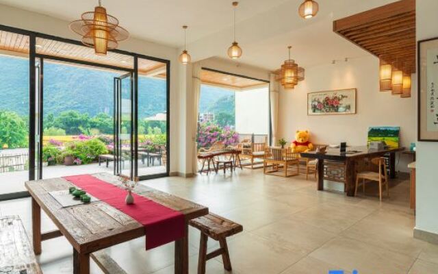 Yangshuo Yuchishe Homestay (Yulonghe Zhuyu Drifting Jinlong Bridge Wharf)
