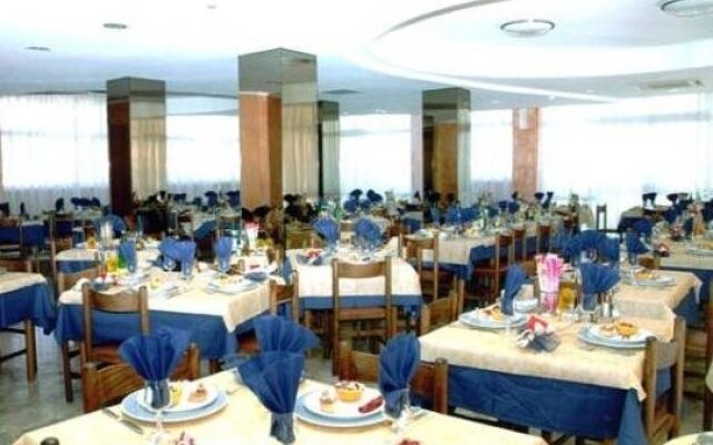 Hotel Ribot