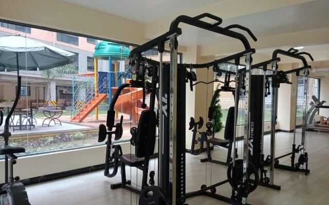 Lux Suites Kileleshwa Studio Apartments