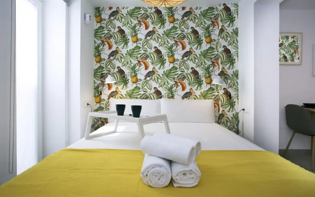 Lemon & Tropycal Apartment
