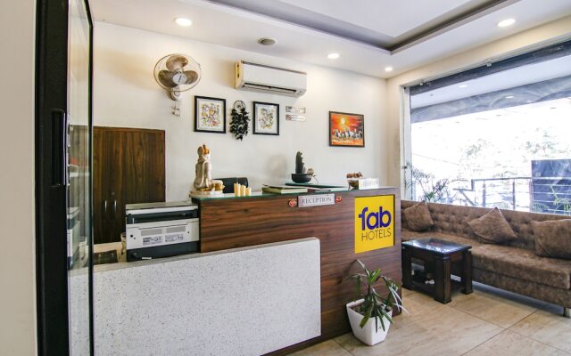 Fabhotel La Vista