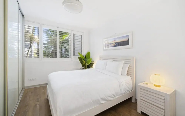 Bright 2-bed Apartment Near Narrabeen Beach