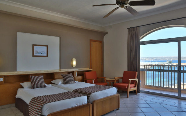 Paradise Bay Resort