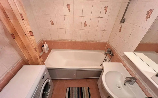 Риконе на улице Валерии Гнаровской