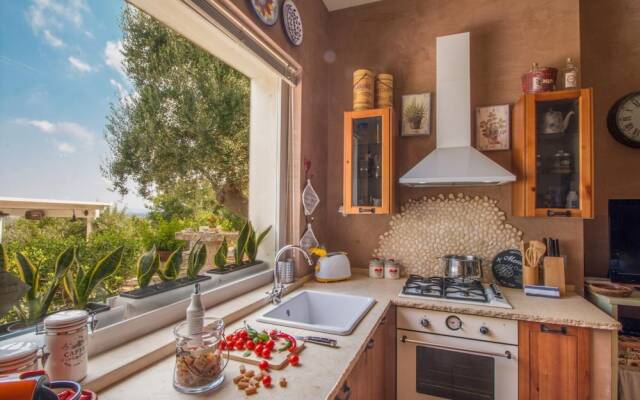 TD Casa Torchiano Hilltop Pool With Sea View