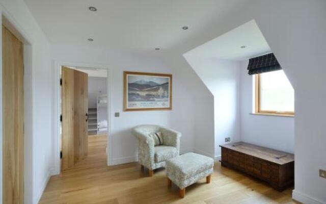 Airds Bay Luxury Beach House