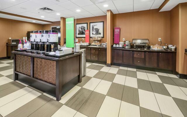 Hampton Inn & Suites Tulsa/Catoosa