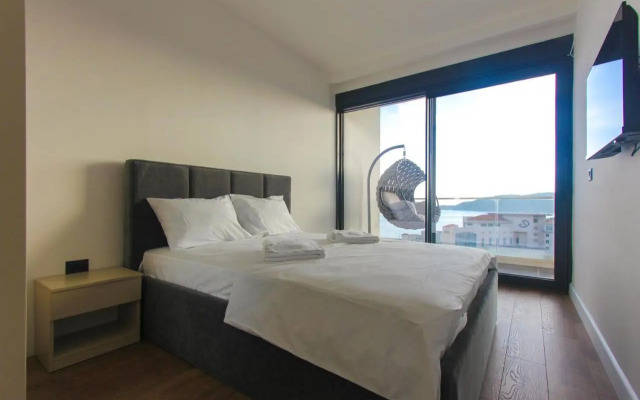 Elia Suites