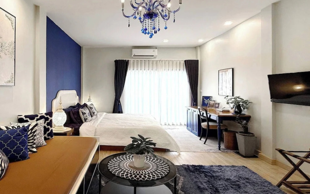 Stylish 3-bedroom Townhome in Heart of Bangkok