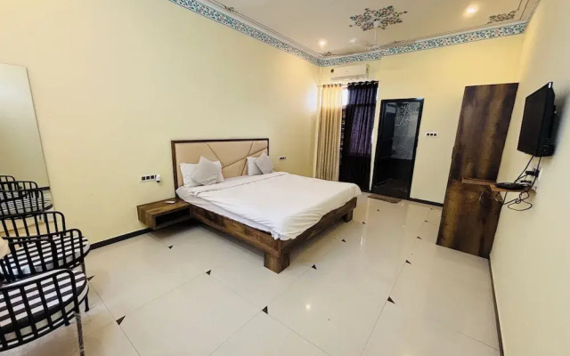 Shiv Ashray Resort