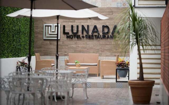 Hotel Lunada