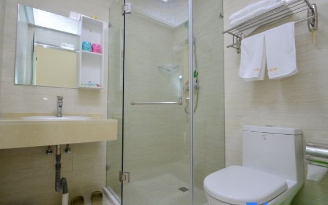 Rujia Huayi Hotel (Second Affiliated Hospital of Nanjing University of Finance and Economics) – Bathroom – Nanjing