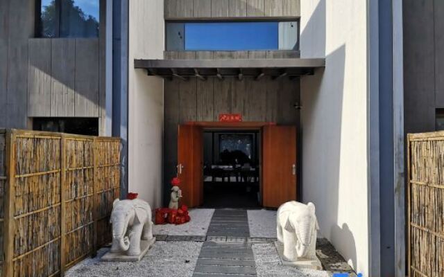 Zhongxiangjie Hanbiwan Courtyard