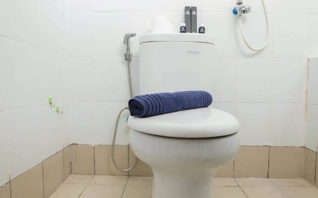 2BR Homey Apartment at Bassura City near Mall