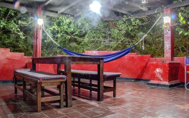 Hostel BarHouse