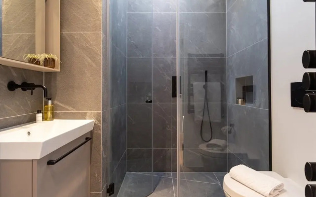 Mirabilis Apartments - Wells Court