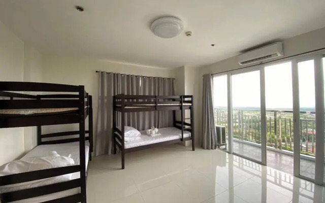 Wind Tower 1 Unit 2409 Penthouse