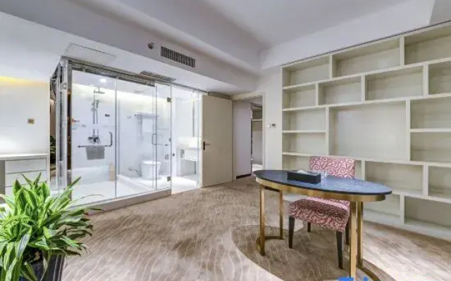 Nanhu Football Theme Hotel