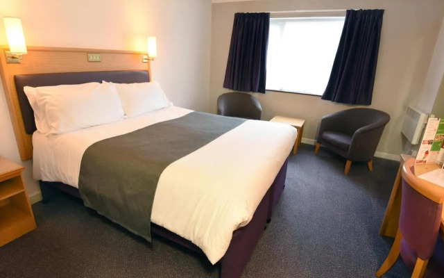 The Royal Oak by Greene King inns