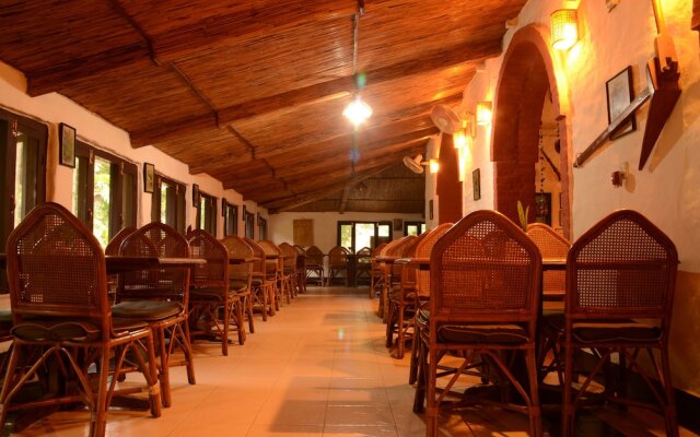 Safari Narayani Hotel- All Inclusive