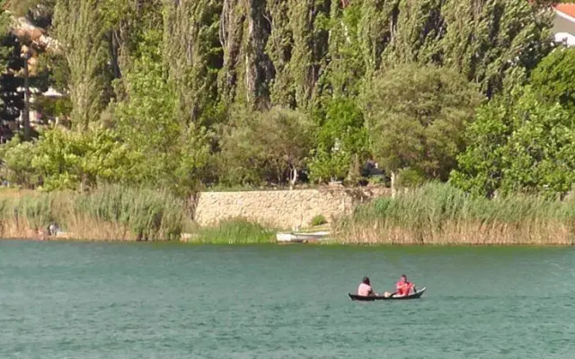 Franić Baćina Lakes Apartments