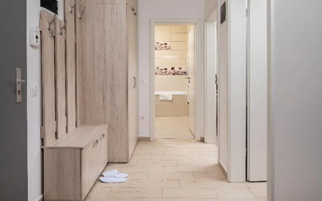 Brasov Holiday Apartments-PURPLE