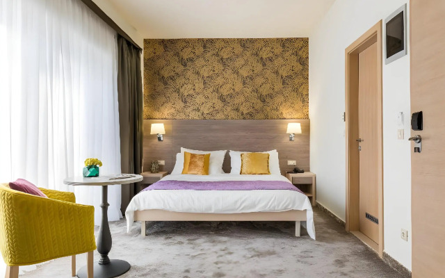 Hotel Mondo