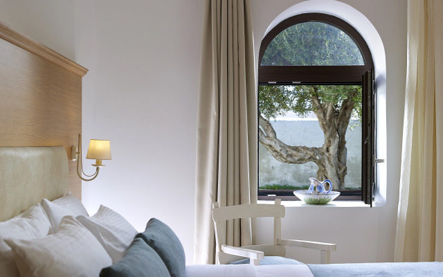 Coriva Beach Hotel & Bungalows