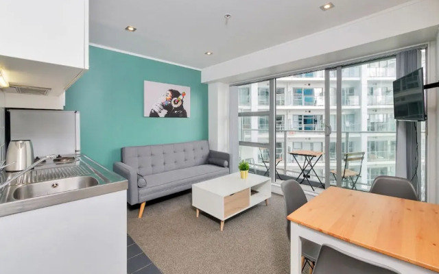 JHT - 2 BRM Apartment, Queen St, Netflix TV