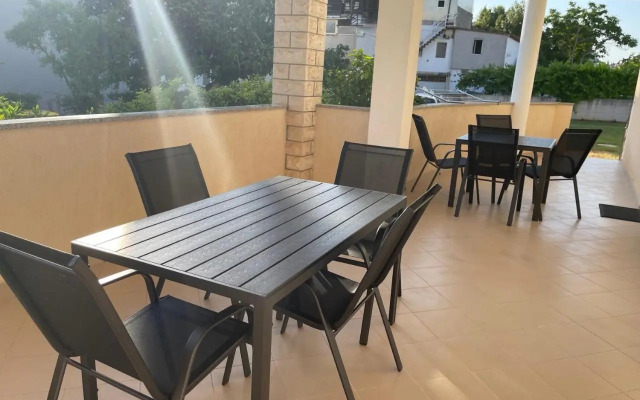 Apartments Demarin