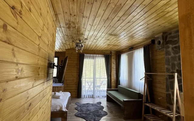 Karadeniz Suit