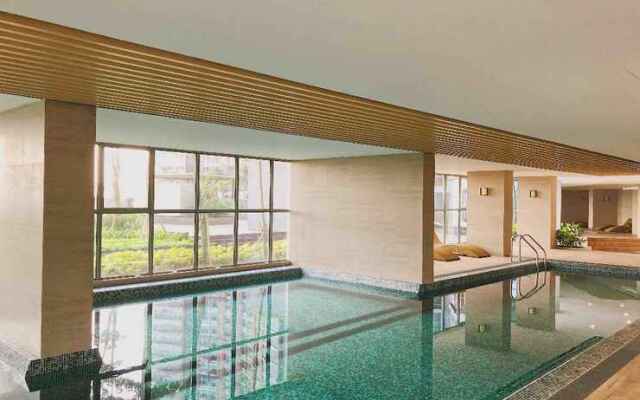 Gold Coast PIK Sea View Apartments by LongeSuites