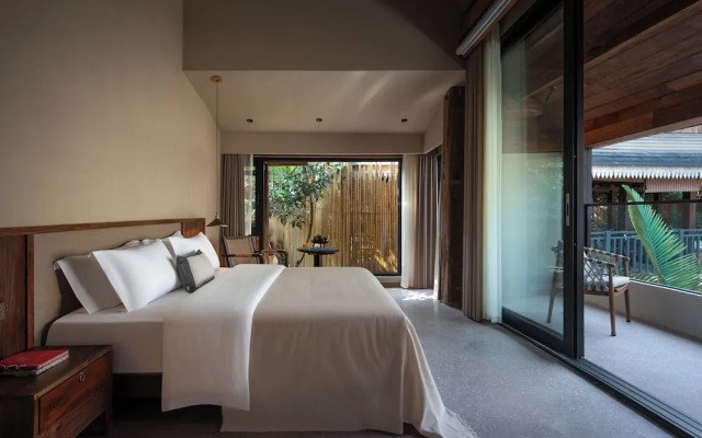 Xishuangbanna Jinghong Hidden in Nature