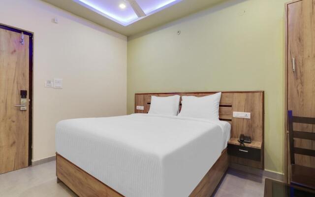 Townhouse OAK Hotel SVA